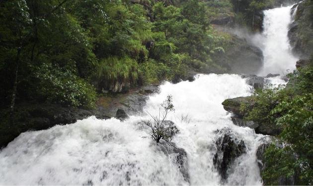 Iruppu Falls